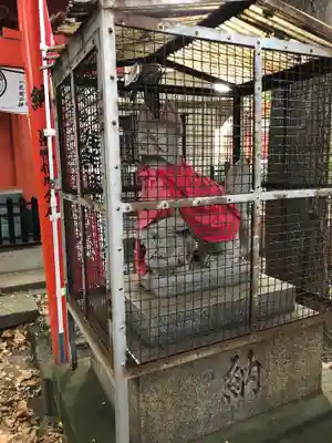 武芳稲荷神社の狛犬