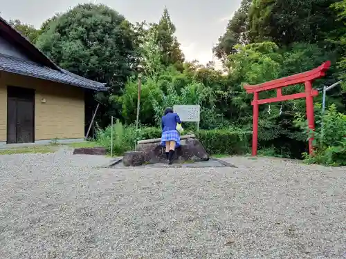 曽野稲荷神社の手水