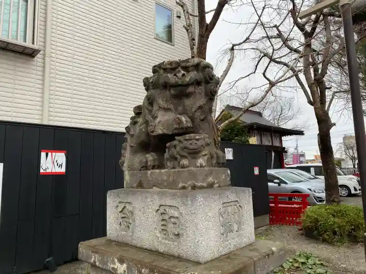 鴻神社の{uncategorized: "未分類", other: "その他", undefined: "問題あり", building: "その他建物", grave: "お墓", sacred_gate: "鳥居", guardian: "狛犬", statue: "像", buddha: "仏像", history: "歴史", nature: "自然", garden: "庭園", animal: "動物", pagoda: "塔", temizu: "手水舎", mountain_gate: "山門・神門", sanctuary: "本殿・本堂", subordinate: "末社・摂社", art: "芸術", scenery: "景色", jizo: "地蔵", ema: "絵馬", goshuin: "御朱印", omikuji: "おみくじ", items: "授与品その他", amulet: "お守り", goshuincho: "御朱印帳", eats: "食事", festival: "お祭り", votive_dance: "神楽", shichigosan: "七五三参", wedding: "結婚式", experience: "体験その他", initially: "初詣", around: "周辺", anti_infection: "感染症対策"}