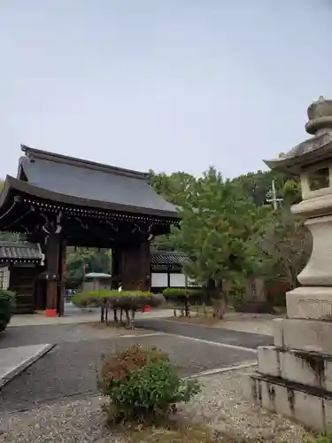 京都乃木神社の山門・神門