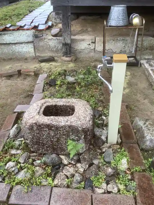 太興院の手水舎