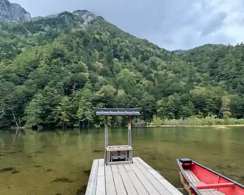 穂高神社奥宮の本殿