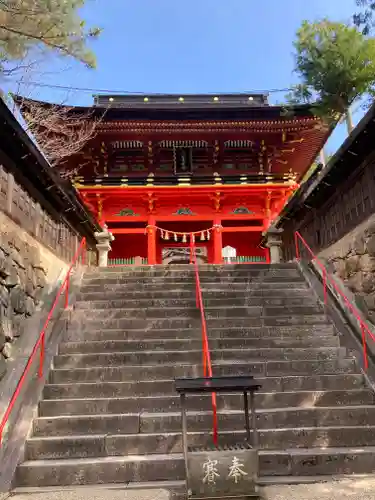 六所神社の山門・神門