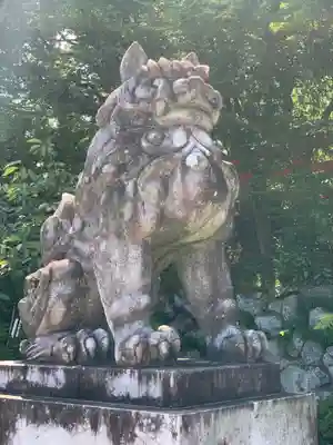 建勲神社の狛犬