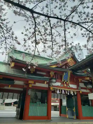 日枝神社の山門