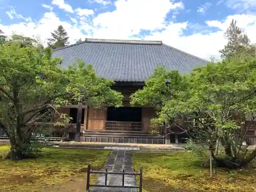 瀧谷寺の本殿・本堂