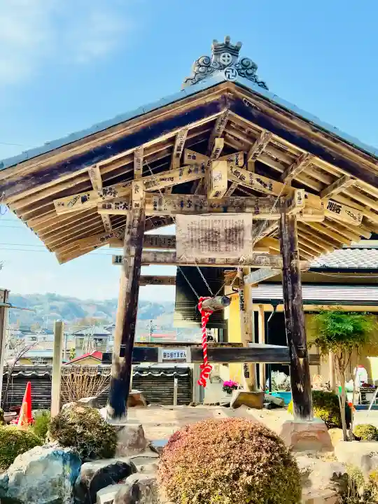 大渕寺の{uncategorized: "未分類", other: "その他", undefined: "問題あり", building: "その他建物", grave: "お墓", sacred_gate: "鳥居", guardian: "狛犬", statue: "像", buddha: "仏像", history: "歴史", nature: "自然", garden: "庭園", animal: "動物", pagoda: "塔", temizu: "手水舎", mountain_gate: "山門・神門", sanctuary: "本殿・本堂", subordinate: "末社・摂社", art: "芸術", scenery: "景色", jizo: "地蔵", ema: "絵馬", goshuin: "御朱印", omikuji: "おみくじ", items: "授与品その他", amulet: "お守り", goshuincho: "御朱印帳", eats: "食事", festival: "お祭り", votive_dance: "神楽", shichigosan: "七五三参", wedding: "結婚式", experience: "体験その他", initially: "初詣", around: "周辺", anti_infection: "感染症対策"}