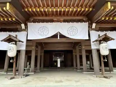 岐阜護國神社の{uncategorized: "未分類", other: "その他", undefined: "問題あり", building: "その他建物", grave: "お墓", sacred_gate: "鳥居", guardian: "狛犬", statue: "像", buddha: "仏像", history: "歴史", nature: "自然", garden: "庭園", animal: "動物", pagoda: "塔", temizu: "手水舎", mountain_gate: "山門・神門", sanctuary: "本殿・本堂", subordinate: "末社・摂社", art: "芸術", scenery: "景色", jizo: "地蔵", ema: "絵馬", goshuin: "御朱印", omikuji: "おみくじ", items: "授与品その他", amulet: "お守り", goshuincho: "御朱印帳", eats: "食事", festival: "お祭り", votive_dance: "神楽", shichigosan: "七五三参", wedding: "結婚式", experience: "体験その他", initially: "初詣", around: "周辺", anti_infection: "感染症対策"}