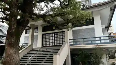 安楽寺の本殿・本堂