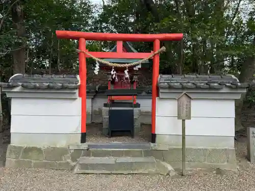 廣瀬大社の{uncategorized: "未分類", other: "その他", undefined: "問題あり", building: "その他建物", grave: "お墓", sacred_gate: "鳥居", guardian: "狛犬", statue: "像", buddha: "仏像", history: "歴史", nature: "自然", garden: "庭園", animal: "動物", pagoda: "塔", temizu: "手水舎", mountain_gate: "山門・神門", sanctuary: "本殿・本堂", subordinate: "末社・摂社", art: "芸術", scenery: "景色", jizo: "地蔵", ema: "絵馬", goshuin: "御朱印", omikuji: "おみくじ", items: "授与品その他", amulet: "お守り", goshuincho: "御朱印帳", eats: "食事", festival: "お祭り", votive_dance: "神楽", shichigosan: "七五三参", wedding: "結婚式", experience: "体験その他", initially: "初詣", around: "周辺", anti_infection: "感染症対策"}