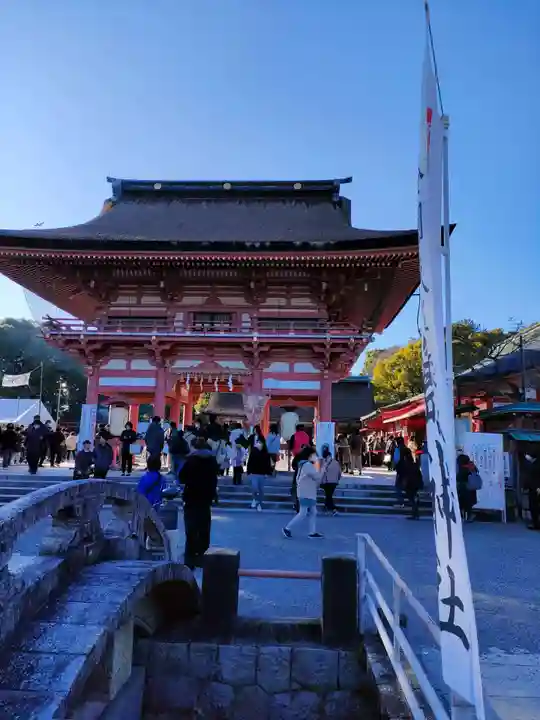 津島神社の山門・神門