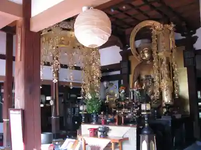 大池寺の本殿・本堂