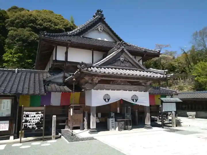 修学院の{uncategorized: "未分類", other: "その他", undefined: "問題あり", building: "その他建物", grave: "お墓", sacred_gate: "鳥居", guardian: "狛犬", statue: "像", buddha: "仏像", history: "歴史", nature: "自然", garden: "庭園", animal: "動物", pagoda: "塔", temizu: "手水舎", mountain_gate: "山門・神門", sanctuary: "本殿・本堂", subordinate: "末社・摂社", art: "芸術", scenery: "景色", jizo: "地蔵", ema: "絵馬", goshuin: "御朱印", omikuji: "おみくじ", items: "授与品その他", amulet: "お守り", goshuincho: "御朱印帳", eats: "食事", festival: "お祭り", votive_dance: "神楽", shichigosan: "七五三参", wedding: "結婚式", experience: "体験その他", initially: "初詣", around: "周辺", anti_infection: "感染症対策"}