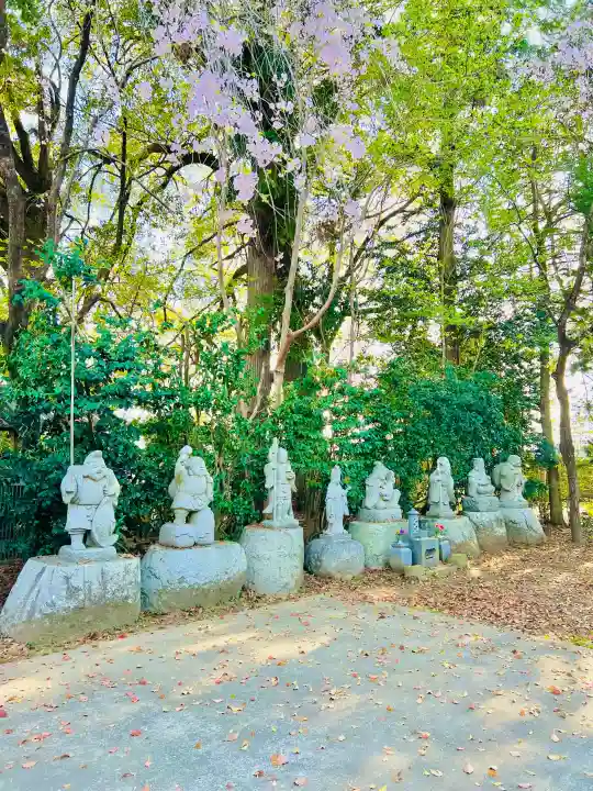 南光寺(笠懸不動尊)の{uncategorized: "未分類", other: "その他", undefined: "問題あり", building: "その他建物", grave: "お墓", sacred_gate: "鳥居", guardian: "狛犬", statue: "像", buddha: "仏像", history: "歴史", nature: "自然", garden: "庭園", animal: "動物", pagoda: "塔", temizu: "手水舎", mountain_gate: "山門・神門", sanctuary: "本殿・本堂", subordinate: "末社・摂社", art: "芸術", scenery: "景色", jizo: "地蔵", ema: "絵馬", goshuin: "御朱印", omikuji: "おみくじ", items: "授与品その他", amulet: "お守り", goshuincho: "御朱印帳", eats: "食事", festival: "お祭り", votive_dance: "神楽", shichigosan: "七五三参", wedding: "結婚式", experience: "体験その他", initially: "初詣", around: "周辺", anti_infection: "感染症対策"}