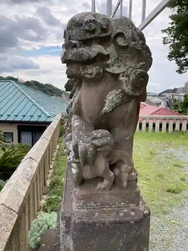 叶神社（東叶神社）の狛犬