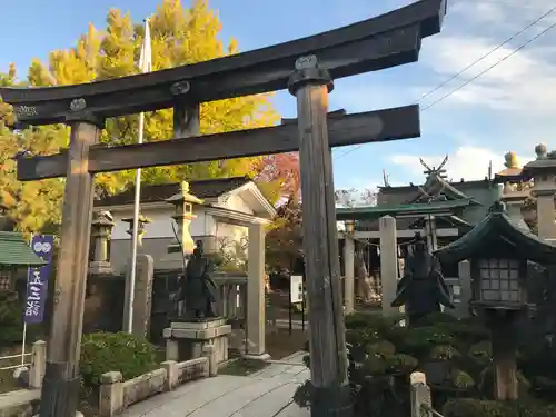 有礒正八幡宮の鳥居