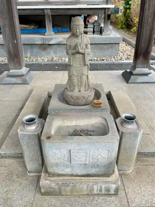 廣龍寺の{uncategorized: "未分類", other: "その他", undefined: "問題あり", building: "その他建物", grave: "お墓", sacred_gate: "鳥居", guardian: "狛犬", statue: "像", buddha: "仏像", history: "歴史", nature: "自然", garden: "庭園", animal: "動物", pagoda: "塔", temizu: "手水舎", mountain_gate: "山門・神門", sanctuary: "本殿・本堂", subordinate: "末社・摂社", art: "芸術", scenery: "景色", jizo: "地蔵", ema: "絵馬", goshuin: "御朱印", omikuji: "おみくじ", items: "授与品その他", amulet: "お守り", goshuincho: "御朱印帳", eats: "食事", festival: "お祭り", votive_dance: "神楽", shichigosan: "七五三参", wedding: "結婚式", experience: "体験その他", initially: "初詣", around: "周辺", anti_infection: "感染症対策"}