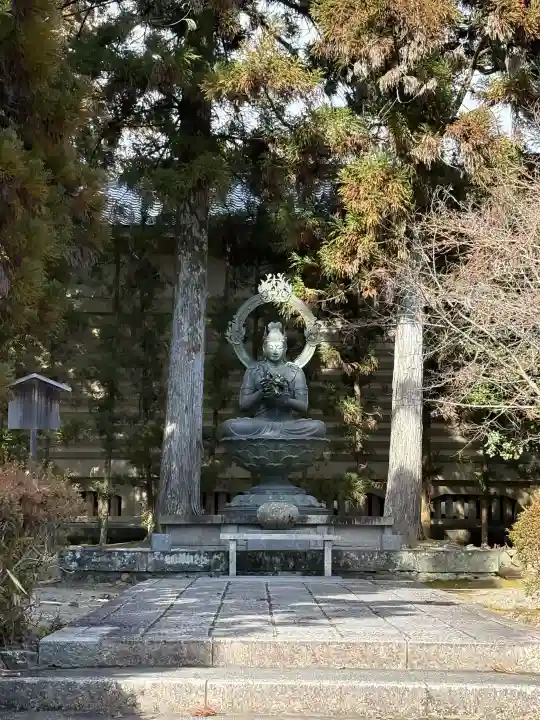 仁和寺の{uncategorized: "未分類", other: "その他", undefined: "問題あり", building: "その他建物", grave: "お墓", sacred_gate: "鳥居", guardian: "狛犬", statue: "像", buddha: "仏像", history: "歴史", nature: "自然", garden: "庭園", animal: "動物", pagoda: "塔", temizu: "手水舎", mountain_gate: "山門・神門", sanctuary: "本殿・本堂", subordinate: "末社・摂社", art: "芸術", scenery: "景色", jizo: "地蔵", ema: "絵馬", goshuin: "御朱印", omikuji: "おみくじ", items: "授与品その他", amulet: "お守り", goshuincho: "御朱印帳", eats: "食事", festival: "お祭り", votive_dance: "神楽", shichigosan: "七五三参", wedding: "結婚式", experience: "体験その他", initially: "初詣", around: "周辺", anti_infection: "感染症対策"}