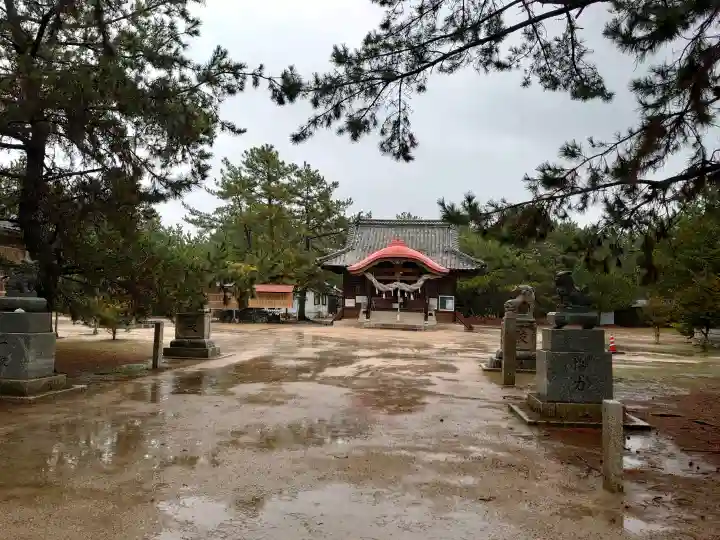 古尾八幡宮の{uncategorized: "未分類", other: "その他", undefined: "問題あり", building: "その他建物", grave: "お墓", sacred_gate: "鳥居", guardian: "狛犬", statue: "像", buddha: "仏像", history: "歴史", nature: "自然", garden: "庭園", animal: "動物", pagoda: "塔", temizu: "手水舎", mountain_gate: "山門・神門", sanctuary: "本殿・本堂", subordinate: "末社・摂社", art: "芸術", scenery: "景色", jizo: "地蔵", ema: "絵馬", goshuin: "御朱印", omikuji: "おみくじ", items: "授与品その他", amulet: "お守り", goshuincho: "御朱印帳", eats: "食事", festival: "お祭り", votive_dance: "神楽", shichigosan: "七五三参", wedding: "結婚式", experience: "体験その他", initially: "初詣", around: "周辺", anti_infection: "感染症対策"}