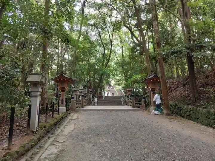 大神神社の{uncategorized: "未分類", other: "その他", undefined: "問題あり", building: "その他建物", grave: "お墓", sacred_gate: "鳥居", guardian: "狛犬", statue: "像", buddha: "仏像", history: "歴史", nature: "自然", garden: "庭園", animal: "動物", pagoda: "塔", temizu: "手水舎", mountain_gate: "山門・神門", sanctuary: "本殿・本堂", subordinate: "末社・摂社", art: "芸術", scenery: "景色", jizo: "地蔵", ema: "絵馬", goshuin: "御朱印", omikuji: "おみくじ", items: "授与品その他", amulet: "お守り", goshuincho: "御朱印帳", eats: "食事", festival: "お祭り", votive_dance: "神楽", shichigosan: "七五三参", wedding: "結婚式", experience: "体験その他", initially: "初詣", around: "周辺", anti_infection: "感染症対策"}