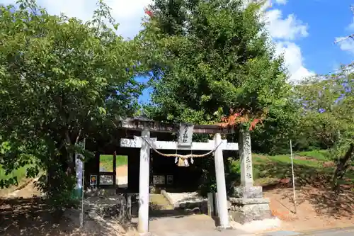 大六天麻王神社の鳥居