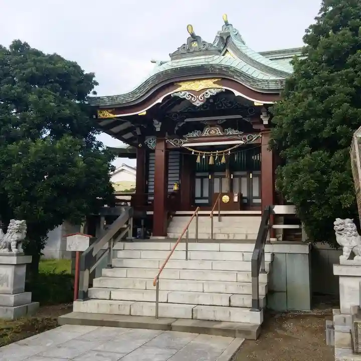 諏訪神社の本殿・本堂