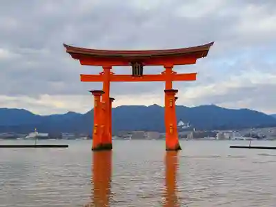 厳島神社(広島県)