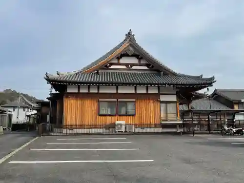 真福寺の{uncategorized: "未分類", other: "その他", undefined: "問題あり", building: "その他建物", grave: "お墓", sacred_gate: "鳥居", guardian: "狛犬", statue: "像", buddha: "仏像", history: "歴史", nature: "自然", garden: "庭園", animal: "動物", pagoda: "塔", temizu: "手水舎", mountain_gate: "山門・神門", sanctuary: "本殿・本堂", subordinate: "末社・摂社", art: "芸術", scenery: "景色", jizo: "地蔵", ema: "絵馬", goshuin: "御朱印", omikuji: "おみくじ", items: "授与品その他", amulet: "お守り", goshuincho: "御朱印帳", eats: "食事", festival: "お祭り", votive_dance: "神楽", shichigosan: "七五三参", wedding: "結婚式", experience: "体験その他", initially: "初詣", around: "周辺", anti_infection: "感染症対策"}