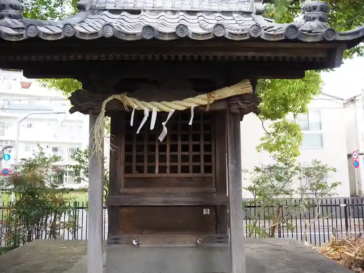 六月八幡神社の末社・摂社
