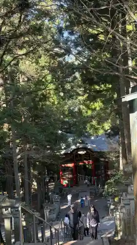 三峯神社の{uncategorized: "未分類", other: "その他", undefined: "問題あり", building: "その他建物", grave: "お墓", sacred_gate: "鳥居", guardian: "狛犬", statue: "像", buddha: "仏像", history: "歴史", nature: "自然", garden: "庭園", animal: "動物", pagoda: "塔", temizu: "手水舎", mountain_gate: "山門・神門", sanctuary: "本殿・本堂", subordinate: "末社・摂社", art: "芸術", scenery: "景色", jizo: "地蔵", ema: "絵馬", goshuin: "御朱印", omikuji: "おみくじ", items: "授与品その他", amulet: "お守り", goshuincho: "御朱印帳", eats: "食事", festival: "お祭り", votive_dance: "神楽", shichigosan: "七五三参", wedding: "結婚式", experience: "体験その他", initially: "初詣", around: "周辺", anti_infection: "感染症対策"}