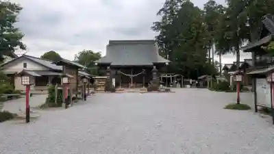 鷲宮神社の{uncategorized: "未分類", other: "その他", undefined: "問題あり", building: "その他建物", grave: "お墓", sacred_gate: "鳥居", guardian: "狛犬", statue: "像", buddha: "仏像", history: "歴史", nature: "自然", garden: "庭園", animal: "動物", pagoda: "塔", temizu: "手水舎", mountain_gate: "山門・神門", sanctuary: "本殿・本堂", subordinate: "末社・摂社", art: "芸術", scenery: "景色", jizo: "地蔵", ema: "絵馬", goshuin: "御朱印", omikuji: "おみくじ", items: "授与品その他", amulet: "お守り", goshuincho: "御朱印帳", eats: "食事", festival: "お祭り", votive_dance: "神楽", shichigosan: "七五三参", wedding: "結婚式", experience: "体験その他", initially: "初詣", around: "周辺", anti_infection: "感染症対策"}