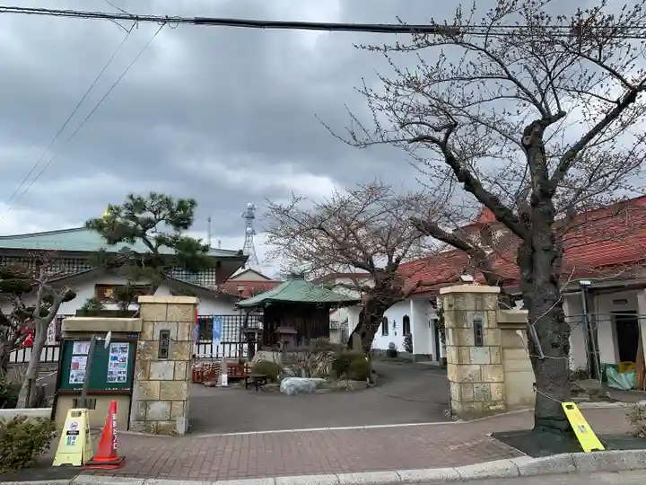 最上寺の本殿・本堂