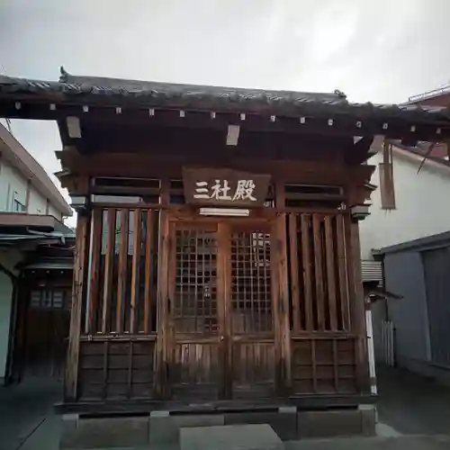 西之宮稲荷神社の末社・摂社