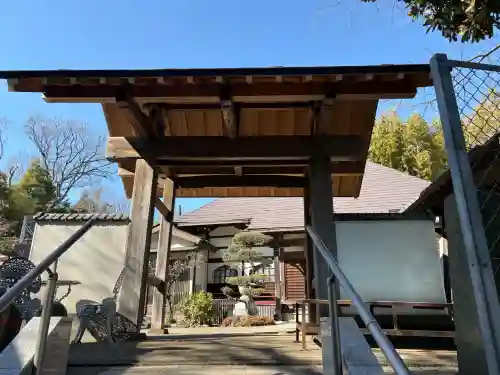 宗泉寺の{uncategorized: "未分類", other: "その他", undefined: "問題あり", building: "その他建物", grave: "お墓", sacred_gate: "鳥居", guardian: "狛犬", statue: "像", buddha: "仏像", history: "歴史", nature: "自然", garden: "庭園", animal: "動物", pagoda: "塔", temizu: "手水舎", mountain_gate: "山門・神門", sanctuary: "本殿・本堂", subordinate: "末社・摂社", art: "芸術", scenery: "景色", jizo: "地蔵", ema: "絵馬", goshuin: "御朱印", omikuji: "おみくじ", items: "授与品その他", amulet: "お守り", goshuincho: "御朱印帳", eats: "食事", festival: "お祭り", votive_dance: "神楽", shichigosan: "七五三参", wedding: "結婚式", experience: "体験その他", initially: "初詣", around: "周辺", anti_infection: "感染症対策"}