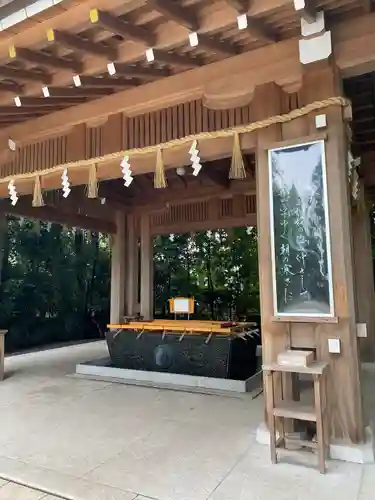 寒川神社の手水舎