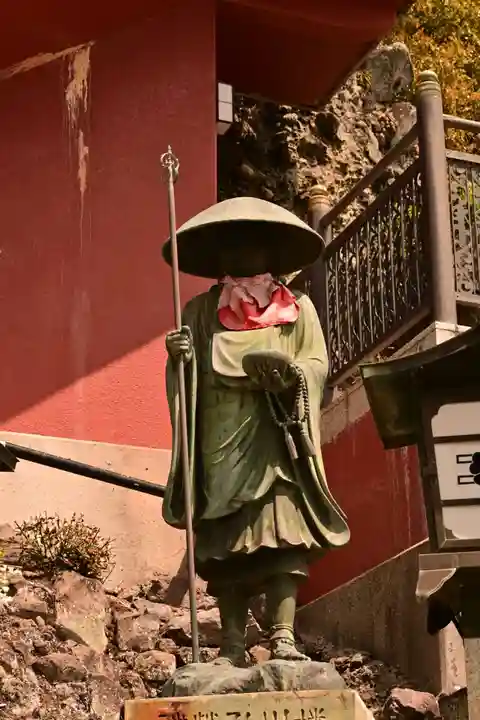 西ノ滝龍水寺(香川県)