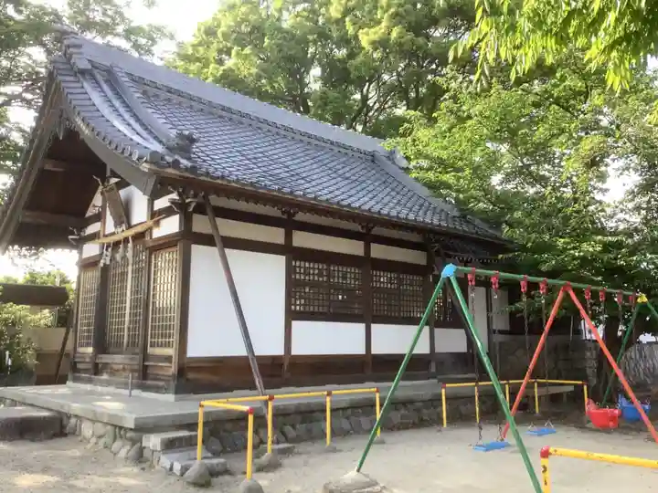 和爾良神社の本殿・本堂