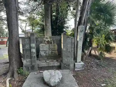 猪名部神社の{uncategorized: "未分類", other: "その他", undefined: "問題あり", building: "その他建物", grave: "お墓", sacred_gate: "鳥居", guardian: "狛犬", statue: "像", buddha: "仏像", history: "歴史", nature: "自然", garden: "庭園", animal: "動物", pagoda: "塔", temizu: "手水舎", mountain_gate: "山門・神門", sanctuary: "本殿・本堂", subordinate: "末社・摂社", art: "芸術", scenery: "景色", jizo: "地蔵", ema: "絵馬", goshuin: "御朱印", omikuji: "おみくじ", items: "授与品その他", amulet: "お守り", goshuincho: "御朱印帳", eats: "食事", festival: "お祭り", votive_dance: "神楽", shichigosan: "七五三参", wedding: "結婚式", experience: "体験その他", initially: "初詣", around: "周辺", anti_infection: "感染症対策"}