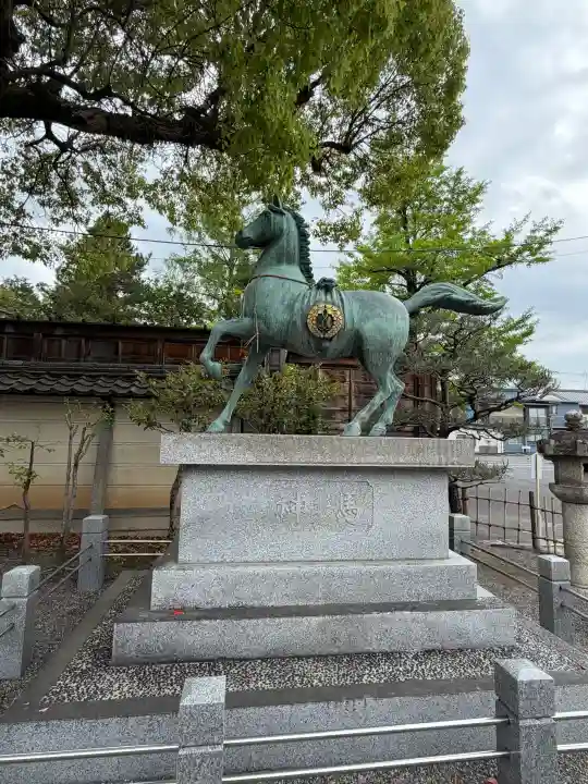 立木神社の{uncategorized: "未分類", other: "その他", undefined: "問題あり", building: "その他建物", grave: "お墓", sacred_gate: "鳥居", guardian: "狛犬", statue: "像", buddha: "仏像", history: "歴史", nature: "自然", garden: "庭園", animal: "動物", pagoda: "塔", temizu: "手水舎", mountain_gate: "山門・神門", sanctuary: "本殿・本堂", subordinate: "末社・摂社", art: "芸術", scenery: "景色", jizo: "地蔵", ema: "絵馬", goshuin: "御朱印", omikuji: "おみくじ", items: "授与品その他", amulet: "お守り", goshuincho: "御朱印帳", eats: "食事", festival: "お祭り", votive_dance: "神楽", shichigosan: "七五三参", wedding: "結婚式", experience: "体験その他", initially: "初詣", around: "周辺", anti_infection: "感染症対策"}