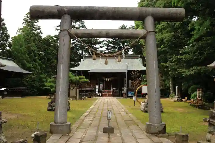 三春大神宮の鳥居