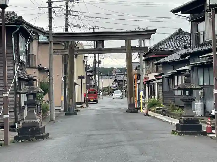 鳥海山大物忌神社吹浦口ノ宮(山形県)