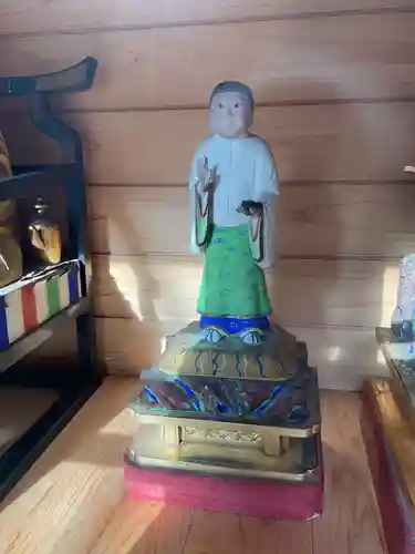 迫間不動尊の像