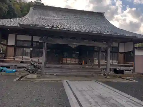 仏性寺の本殿・本堂