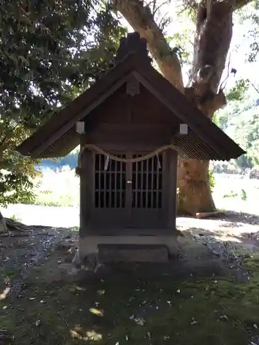 小川泉水神社の末社