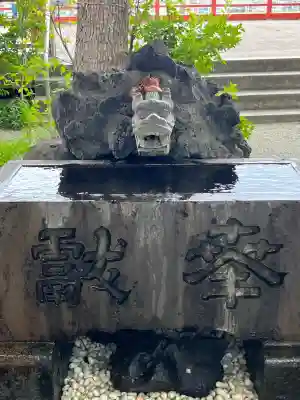 多摩川浅間神社の{uncategorized: "未分類", other: "その他", undefined: "問題あり", building: "その他建物", grave: "お墓", sacred_gate: "鳥居", guardian: "狛犬", statue: "像", buddha: "仏像", history: "歴史", nature: "自然", garden: "庭園", animal: "動物", pagoda: "塔", temizu: "手水舎", mountain_gate: "山門・神門", sanctuary: "本殿・本堂", subordinate: "末社・摂社", art: "芸術", scenery: "景色", jizo: "地蔵", ema: "絵馬", goshuin: "御朱印", omikuji: "おみくじ", items: "授与品その他", amulet: "お守り", goshuincho: "御朱印帳", eats: "食事", festival: "お祭り", votive_dance: "神楽", shichigosan: "七五三参", wedding: "結婚式", experience: "体験その他", initially: "初詣", around: "周辺", anti_infection: "感染症対策"}