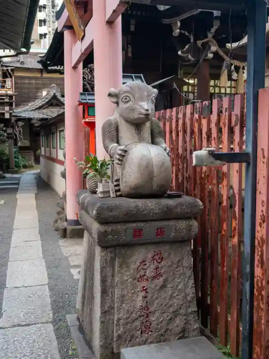 柳森神社の{uncategorized: "未分類", other: "その他", undefined: "問題あり", building: "その他建物", grave: "お墓", sacred_gate: "鳥居", guardian: "狛犬", statue: "像", buddha: "仏像", history: "歴史", nature: "自然", garden: "庭園", animal: "動物", pagoda: "塔", temizu: "手水舎", mountain_gate: "山門・神門", sanctuary: "本殿・本堂", subordinate: "末社・摂社", art: "芸術", scenery: "景色", jizo: "地蔵", ema: "絵馬", goshuin: "御朱印", omikuji: "おみくじ", items: "授与品その他", amulet: "お守り", goshuincho: "御朱印帳", eats: "食事", festival: "お祭り", votive_dance: "神楽", shichigosan: "七五三参", wedding: "結婚式", experience: "体験その他", initially: "初詣", around: "周辺", anti_infection: "感染症対策"}