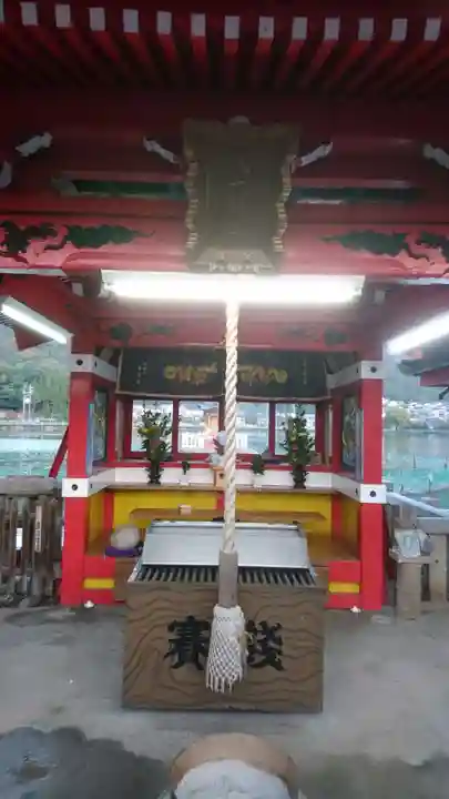 八大白龍大神の本殿・本堂