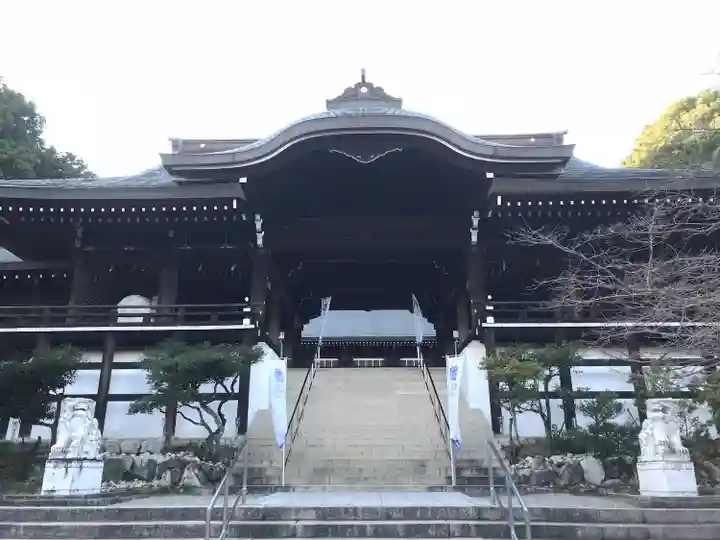 近江神宮の本殿・本堂