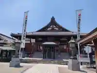 秋葉山圓通寺の本殿・本堂