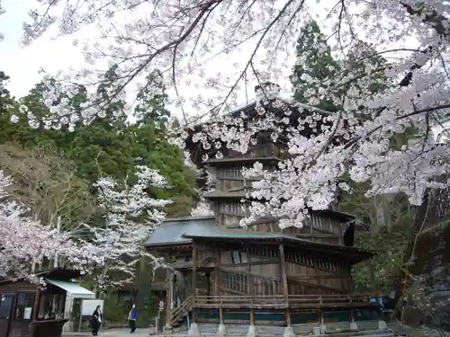 円通三匝堂（さざえ堂）(福島県)